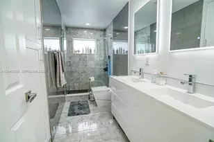 15810 N Wind Cir, Sunrise, FL 33326 - Photo 31