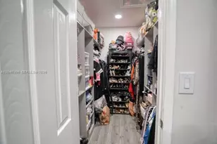 15810 N Wind Cir, Sunrise, FL 33326 - Photo 25