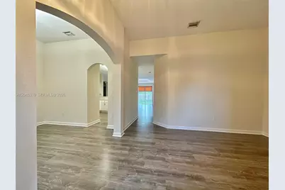 2008 NE 38th Rd #2008, Homestead, FL 33033 - Photo 5