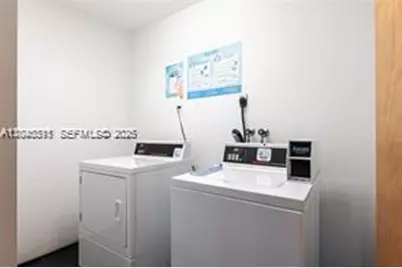 420 15th St #307, Miami Beach, FL 33139 - Photo 21