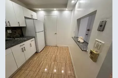 1470 NE 125th Ter #412, North Miami, FL 33161 - Photo 3