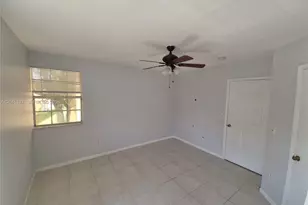 18310 NW 68th Ave, Hialeah, FL 33015 - Photo 7
