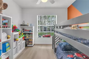 2048 NW 164th Ave, Pembroke Pines, FL 33028 - Photo 19