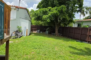 10801 NE 10th Ave, Biscayne Park, FL 33161 - Photo 21