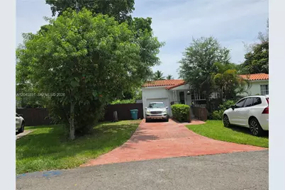 10801 NE 10th Ave, Biscayne Park, FL 33161 - Photo 3