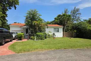 10801 NE 10th Ave, Biscayne Park, FL 33161 - Photo 1