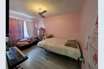 10801 NE 10th Ave, Biscayne Park, FL 33161 - Photo 15