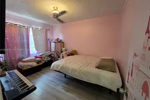 10801 NE 10th Ave, Biscayne Park, FL 33161 - Photo 15
