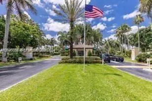 9921 NW 31st St, Doral, FL 33172 - Photo 11