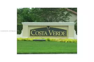9921 NW 31st St, Doral, FL 33172 - Photo 13