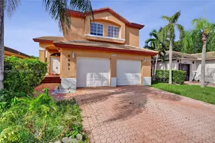 9921 NW 31st St, Doral, FL 33172 - Photo 1