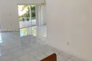 9921 NW 31st St, Doral, FL 33172 - Photo 9