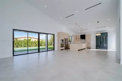4321 SW 99th Ave, Miami, FL 33165 - Photo 5