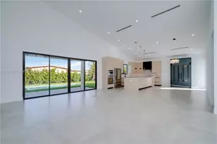 4321 SW 99th Ave, Miami, FL 33165 - Photo 5