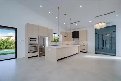 4321 SW 99th Ave, Miami, FL 33165 - Photo 9