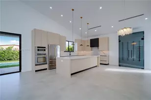 4321 SW 99th Ave, Miami, FL 33165 - Photo 9