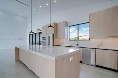 4321 SW 99th Ave, Miami, FL 33165 - Photo 13