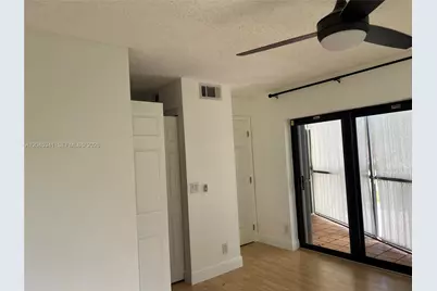 3940 Victoria Dr, West Palm Beach, FL 33406 - Photo 7