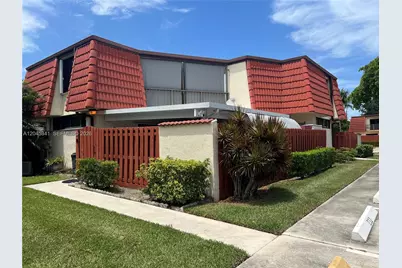 3940 Victoria Dr, West Palm Beach, FL 33406 - Photo 1