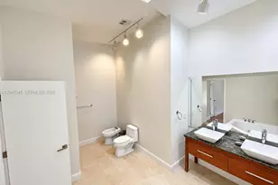 3756 NE 166th St, North Miami Beach, FL 33160 - Photo 23