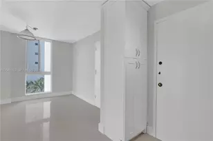 7928 West Dr, North Bay Village, FL 33141 - Photo 13