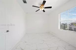 763 SE 17th St, Homestead, FL 33034 - Photo 15