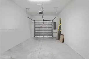 763 SE 17th St, Homestead, FL 33034 - Photo 23