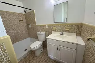5946 McKinley St, Hollywood, FL 33021 - Photo 5