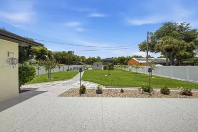 17432 Shirley Avenue, Port Charlotte, FL 33948 - Photo 23