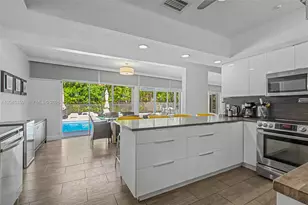 340 Atlantic Rd, Key Biscayne, FL 33149 - Photo 11