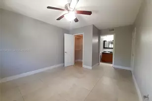 8407 Coral Lake Manor, Coral Springs, FL 33065 - Photo 11