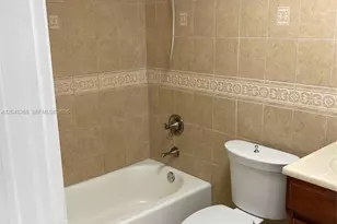 6995 NW 186th St, Hialeah, FL 33015 - Photo 19