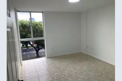 6995 NW 186th St #E403, Hialeah, FL 33015 - Photo 7