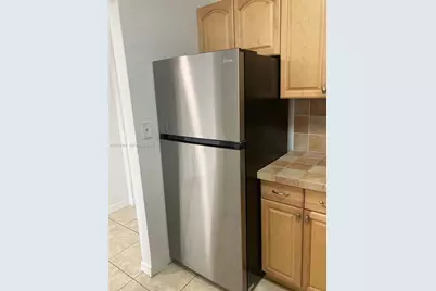 6995 NW 186th St #E403, Hialeah, FL 33015 - Photo 15