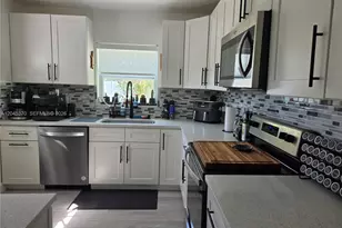 140 NW 18th St, Pompano Beach, FL 33060 - Photo 3