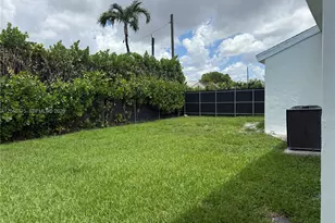 3500 SW 87th Pl, Miami, FL 33165 - Photo 3