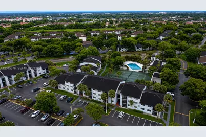 7090 NW 179th St #108, Hialeah, FL 33015 - Photo 17