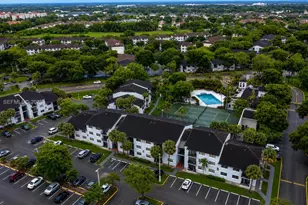 7090 NW 179th St, Hialeah, FL 33015 - Photo 17