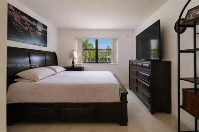 7090 NW 179th St #108, Hialeah, FL 33015 - Photo 9