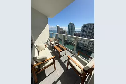 300 S Biscayne Blvd #T-2806, Miami, FL 33131 - Photo 17