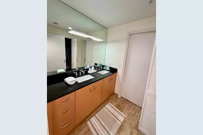 300 S Biscayne Blvd #T-2806, Miami, FL 33131 - Photo 13