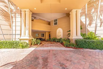 17150 N Bay Rd #2222, Sunny Isles Beach, FL 33160 - Photo 5