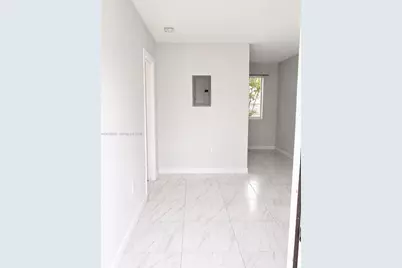 14399 NE 5th Pl #5, North Miami, FL 33161 - Photo 1