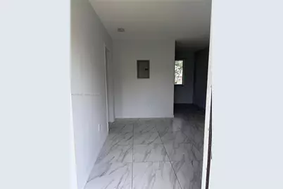 14399 NE 5th Pl #5, North Miami, FL 33161 - Photo 1