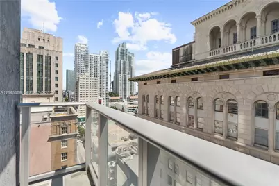 151 SE 1st St #1402, Miami, FL 33131 - Photo 7