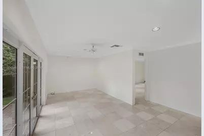 1246 Algardi Ave, Coral Gables, FL 33146 - Photo 7