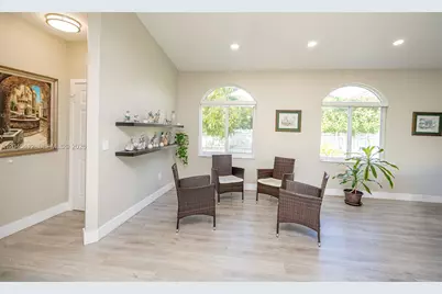 [Address not provided], Pembroke Pines, FL 33028 - Photo 9