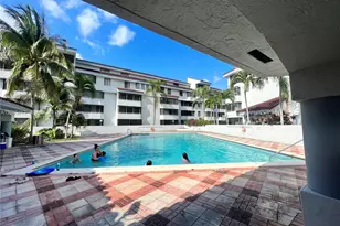 8255 SW 152nd Ave, Miami, FL 33193 - Photo 3
