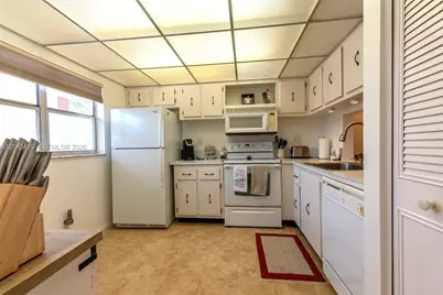 8814 W McNab Rd #204, Tamarac, FL 33321 - Photo 15