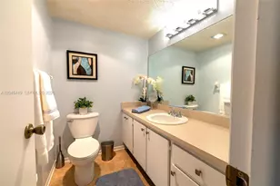 8814 W McNab Rd, Tamarac, FL 33321 - Photo 17
